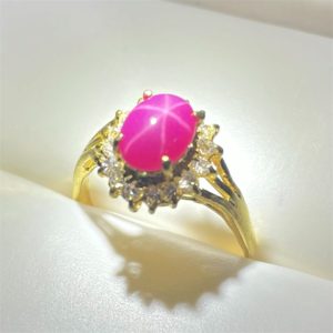 K18(18金）　750　リング　指輪　アクセサリー　スタールビー　宝石