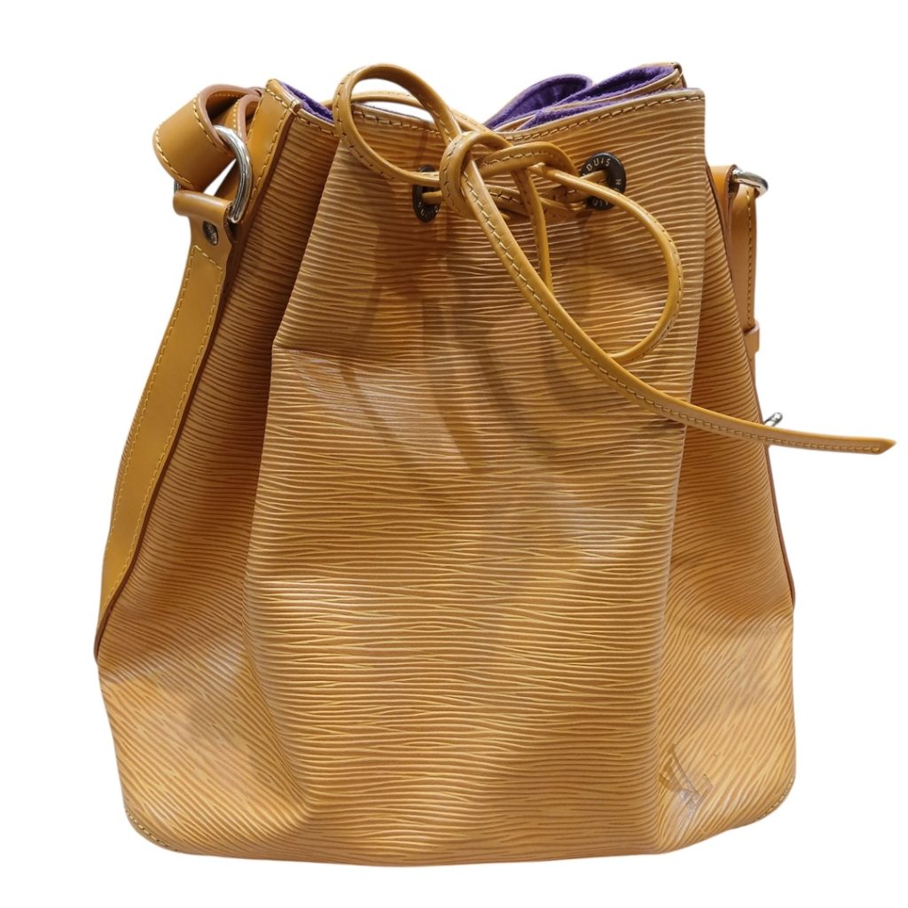 LOUIS VUITTON（ルイ・ヴィトン） エピ ノエ ショルダーバッグ