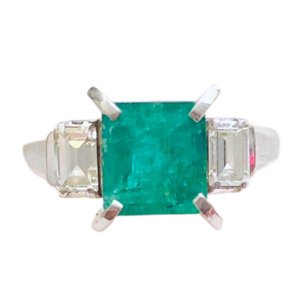 Pt850　(プラチナ850) 　エメラルド1.5ct　リング