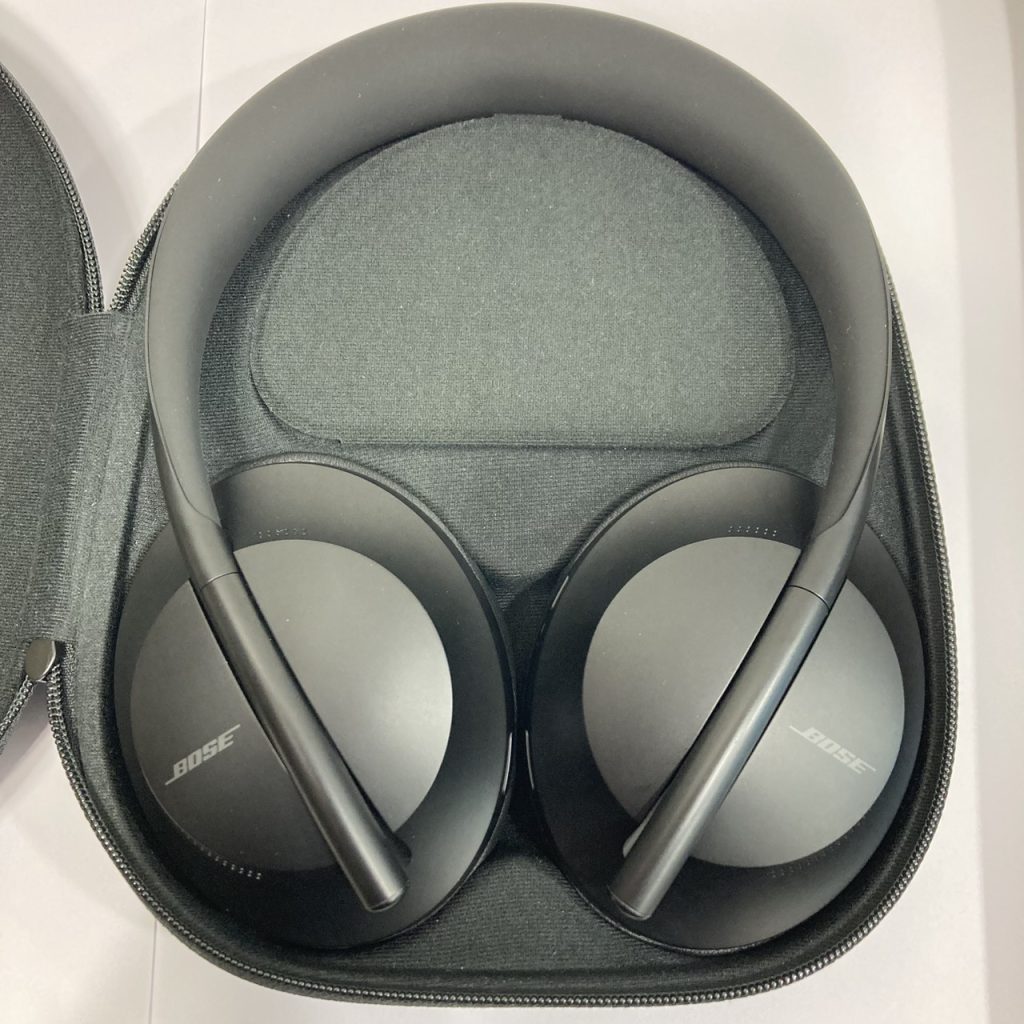 Bose ワイヤレスヘッドホン NC 700HP