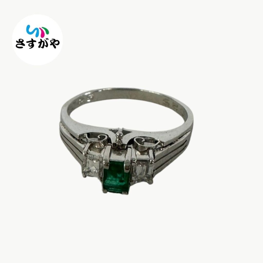 Pt900 エメラルド×ダイヤモンド リング