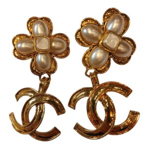 【昔購入した】CHANEL シャネル フラワーモチーフ ココマーク イヤリング
