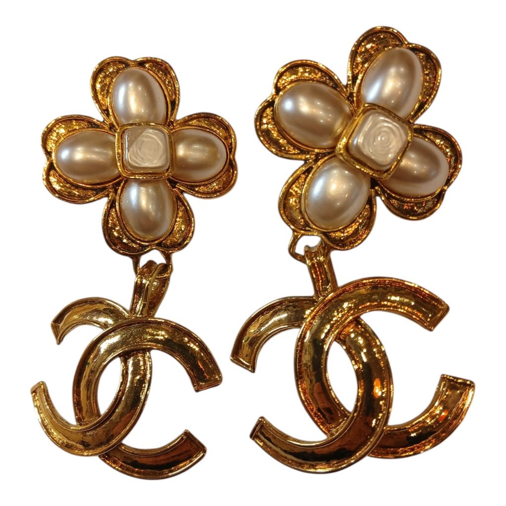 【昔購入した】CHANEL シャネル フラワーモチーフ ココマーク イヤリング
