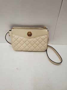 ヴェルサーチ キルティングショルダーバッグ