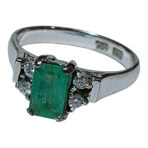 K18WG 18金ホワイトゴールド エメラルド ダイヤモンド リング 指輪 アクセサリー