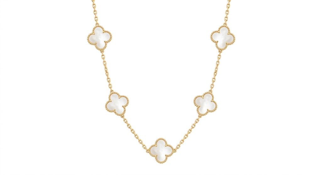 Van Cleef & Arpels（ヴァンクリーフ＆アーペル）のアルハンブラ ネックレス