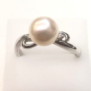日高市のお客様より、Pt850（プラチナ850）のパールリングをお買取りいたしました！