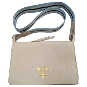 プラダ PRADA レザーショルダーバッグ
