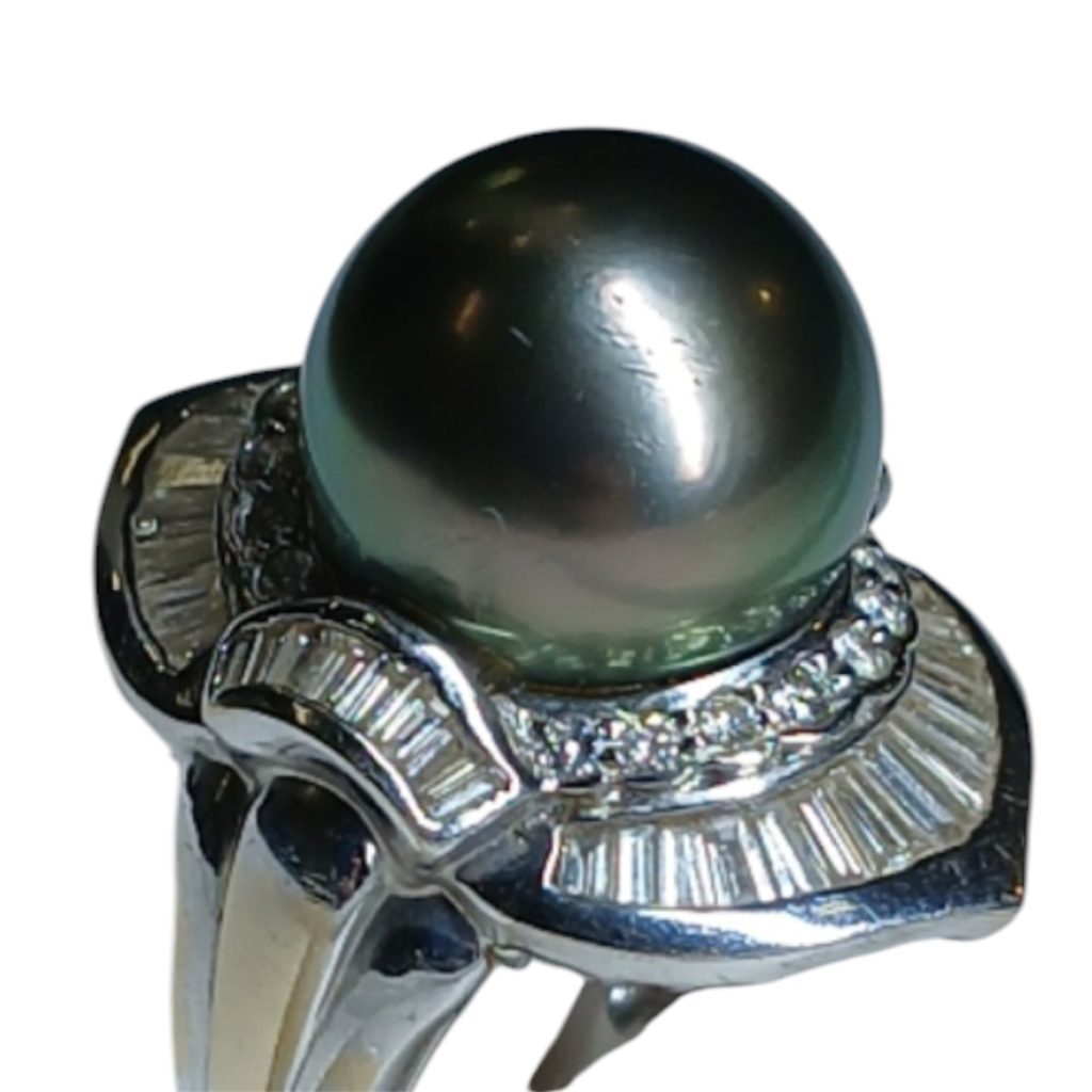Pt900 パール、メレダイヤ付きリング