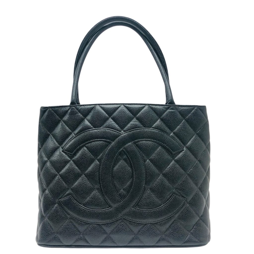 CHANEL（シャネル）　復刻トート　キャビアスキン