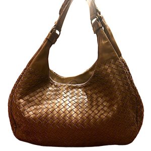 BOTTEGA VENETA イントレチャート レザーバッグ