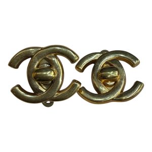 CHANELイヤリング