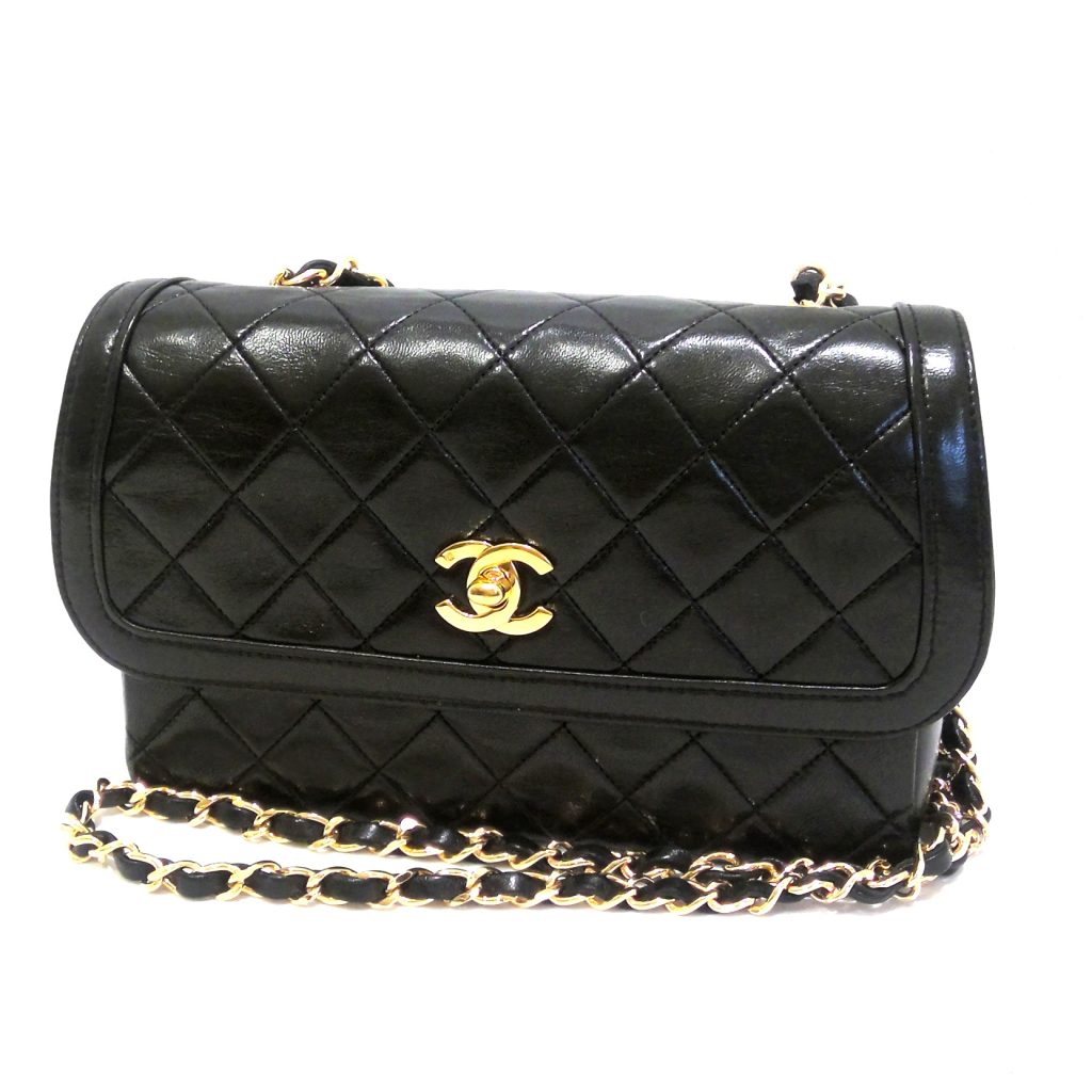 CHANEL マトラッセ チェーンショルダーバッグ