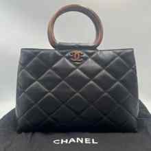 CHANEL シャネル ラムスキン マトラッセ ウッドハンドル ハンドバッグ ブラック｜前橋市南町